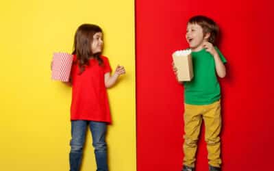 Smile-Friendly Snacks: What To Eat (And Avoid) For Healthy Teeth